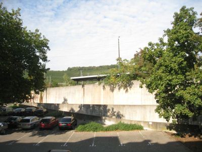 Blick vom Balkon auf die Weinberge